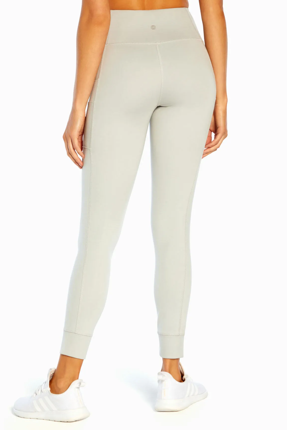 Balance Collection Cargo Legging