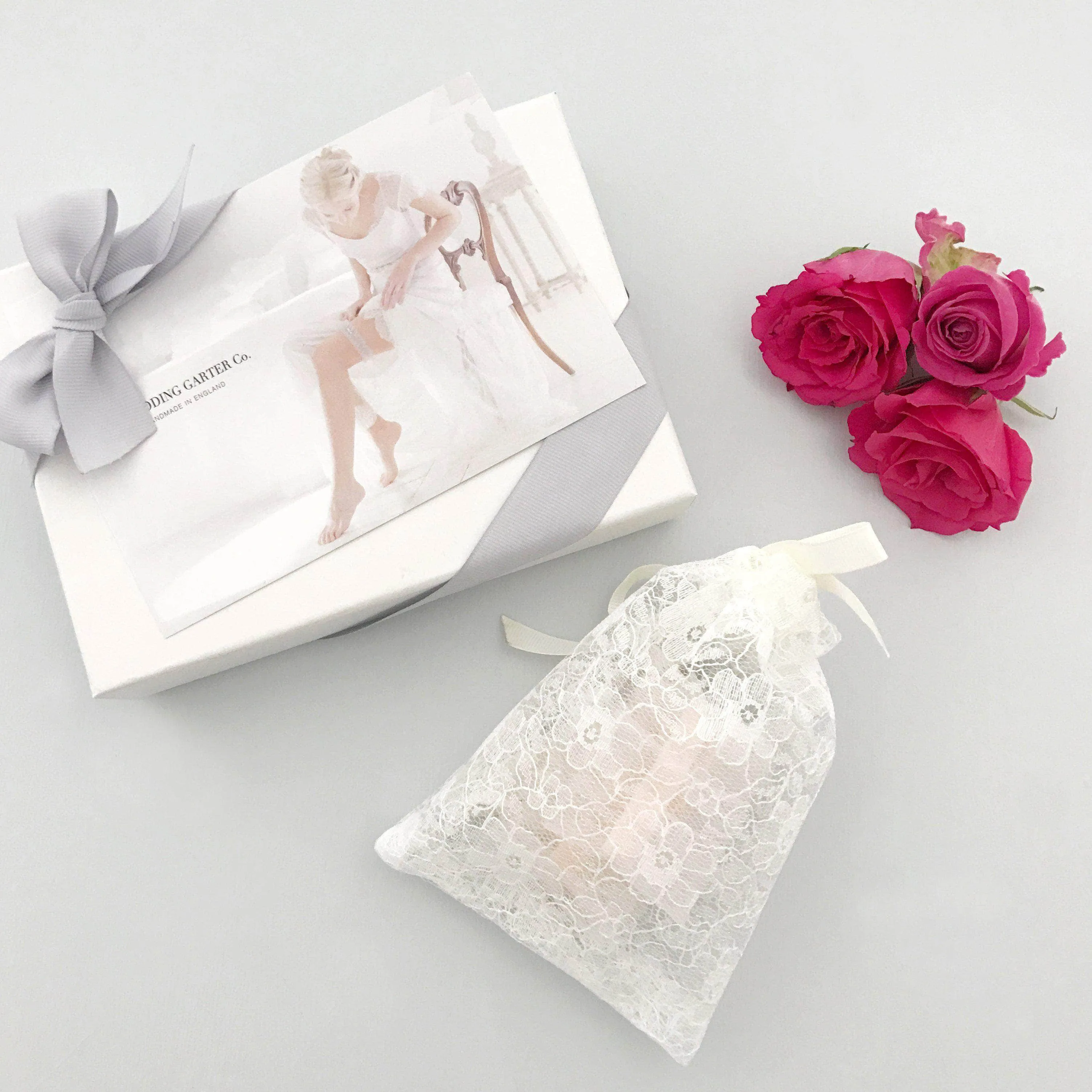 Bridal garter set - Super sleek lace leaf wedding garter and matching toss garter - 'Elme'