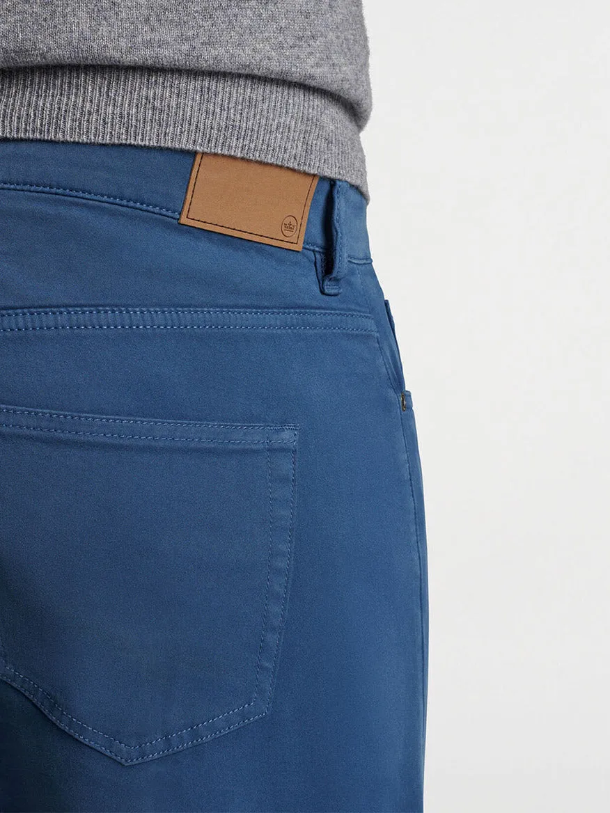 Peter Millar Signature Sateen Five-Pocket Pant in Navy