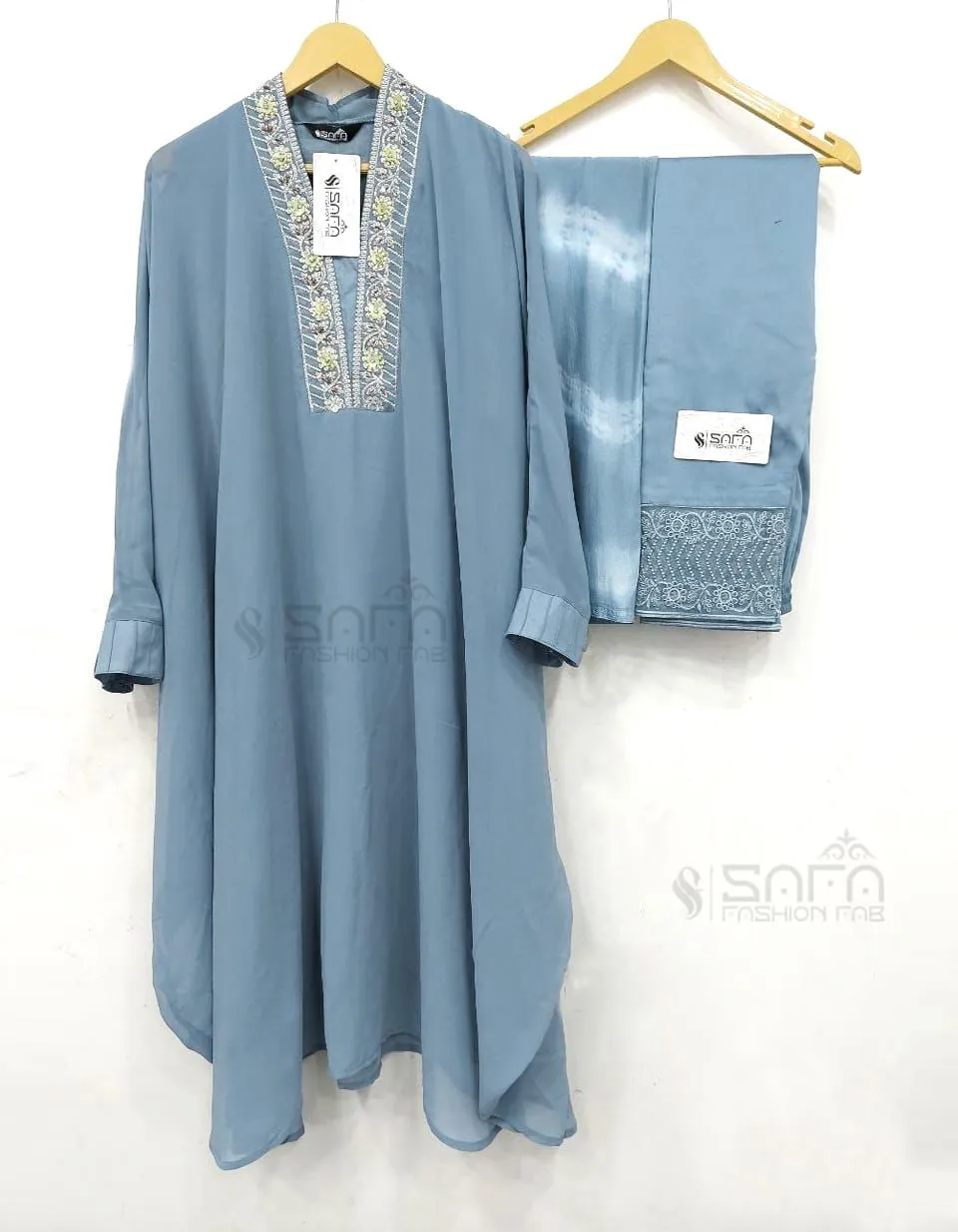 Safa Dno-1065 Suits